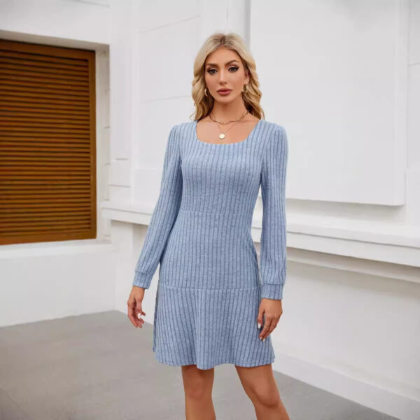 Woman Square-neck Lantern Sleeve Pocket Long Sleeve Dress - Image 4