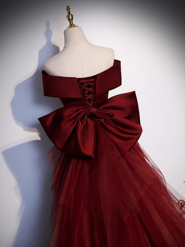 Fish Tail Toast Dress Bride Girl - Image 6