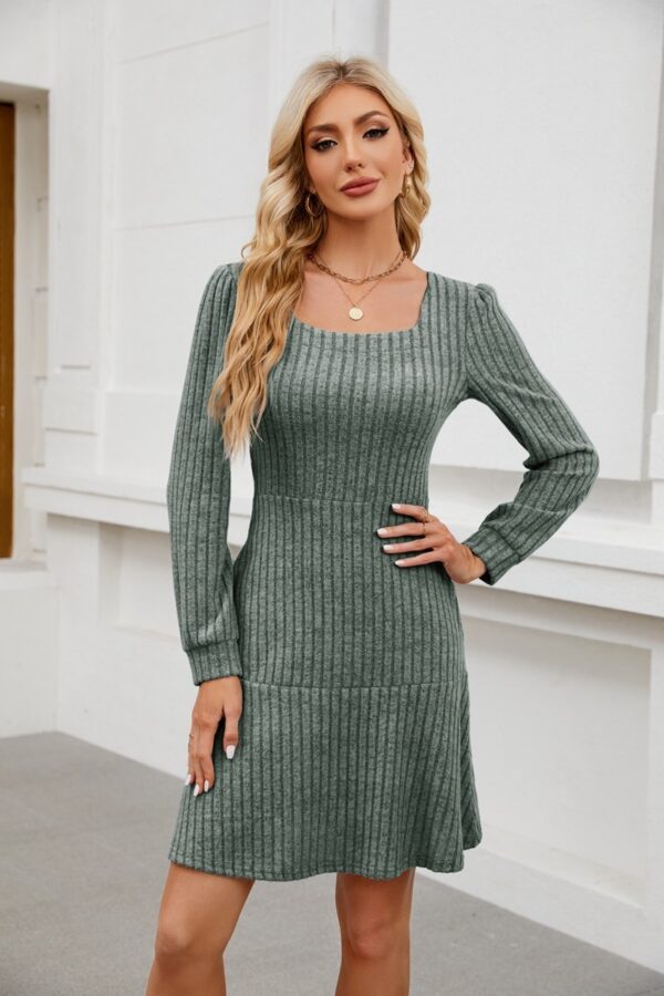 Woman Square-neck Lantern Sleeve Pocket Long Sleeve Dress - Image 5