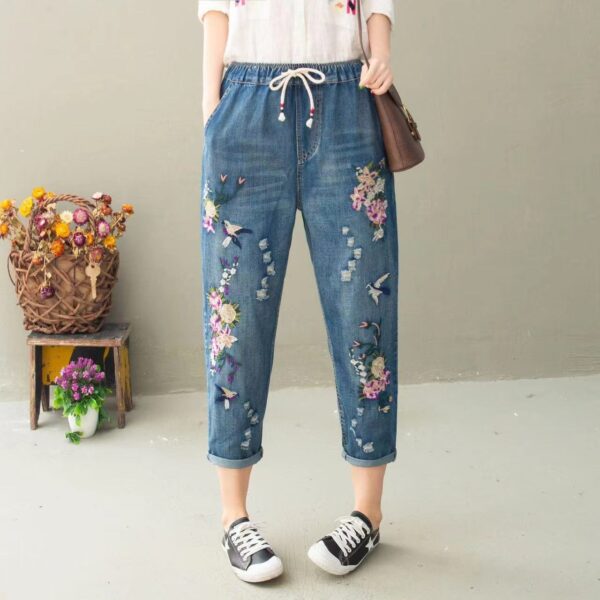Women's Fashionable Loose All-match Cropped Jeans