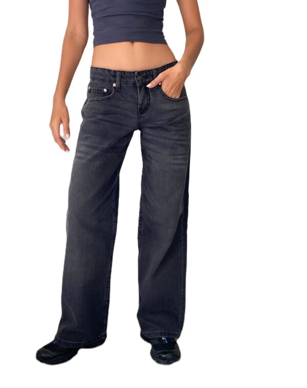 High Quality Women's Straight Jeans - Image 3