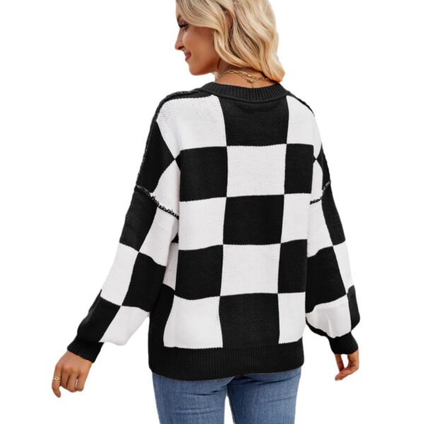 Women's Casual Plaid Color Matching Sweater - Image 7
