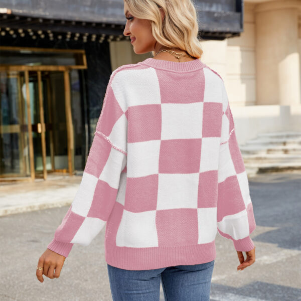 Women's Casual Plaid Color Matching Sweater - Image 4