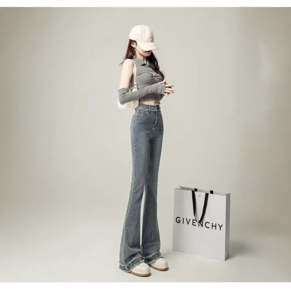 Retro Light Color Slightly Flared Jeans - Image 2