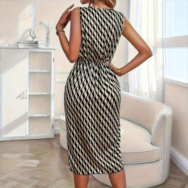 New Fashion Striped Printed Waist-controlled Dress - Image 5